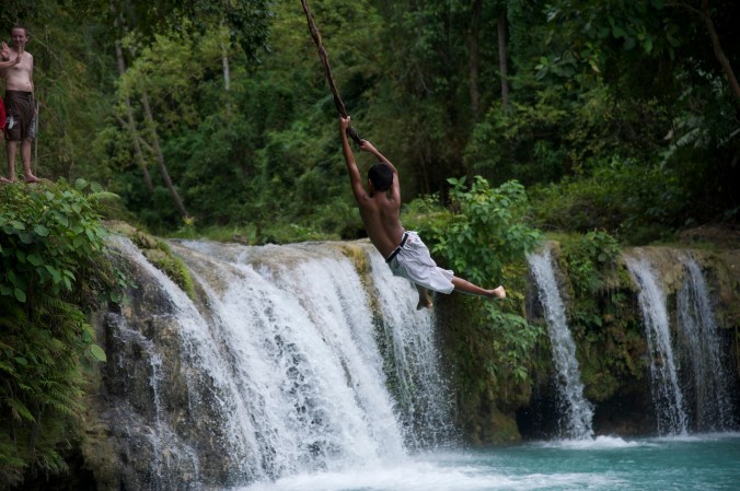 Cambugahay Falls