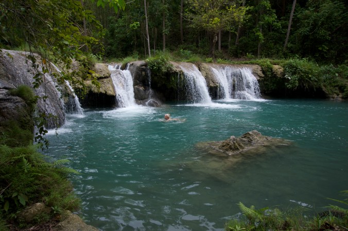 Cambugahay Falls